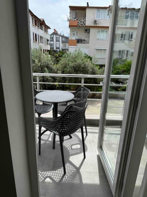 Riviera 100m Away From The Sea, 2 Bedroom Daire Antalya