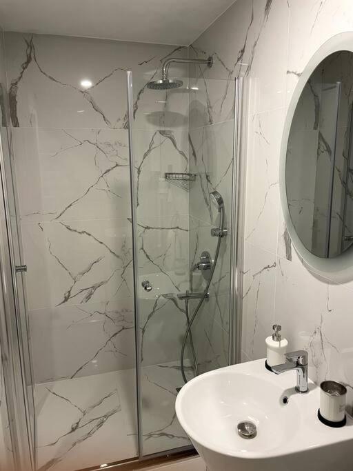 Daire Riviera 100m Away From The Sea, 2 Bedroom